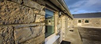 The Red Cottage & Stables