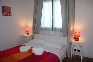 Literie de qualité, minibar, décor unique, ameublement unique