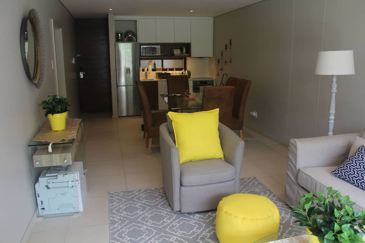 Family Suite, 2 Bedrooms | Living area | Flat-screen TV