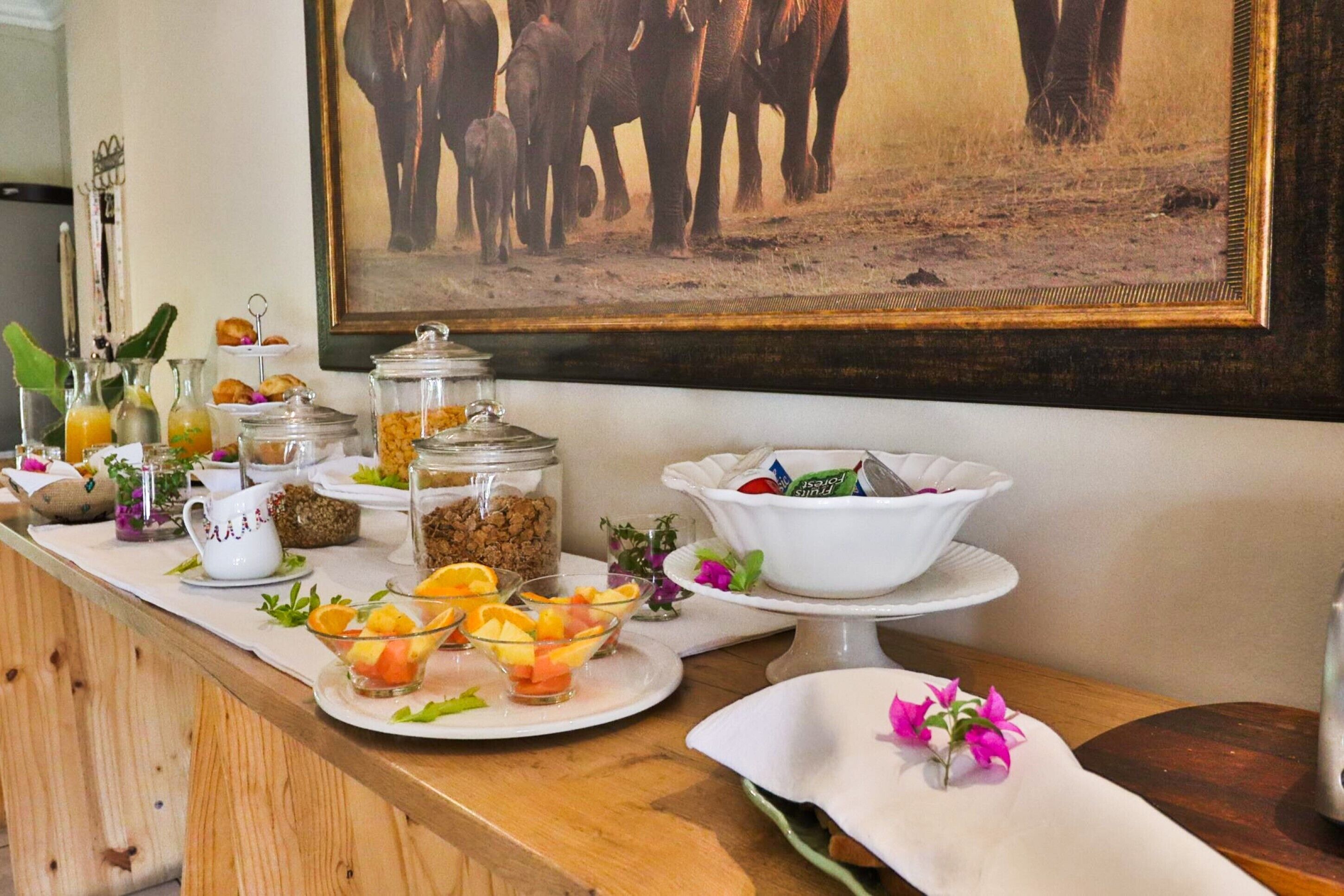 Free daily English breakfast