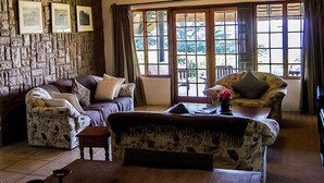 Interior - Valley Vista Lodge (Pietermaritzburg)