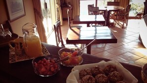 Food and drink - Valley Vista Lodge (Pietermaritzburg)
