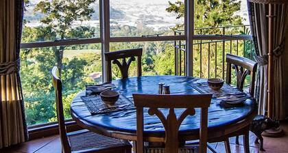 Valley Vista Lodge