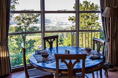Valley Vista Lodge