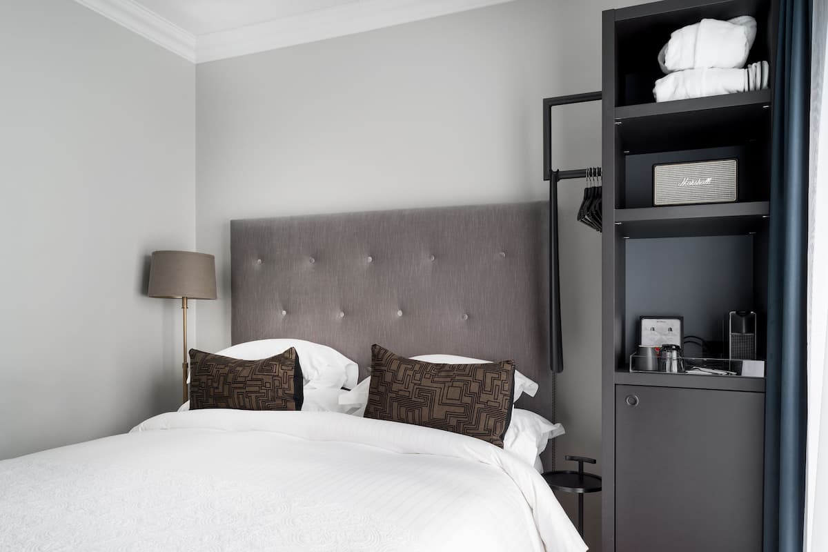 Single Room (Small) | 1 bedroom, down comforters, in-room safe, individually decorated