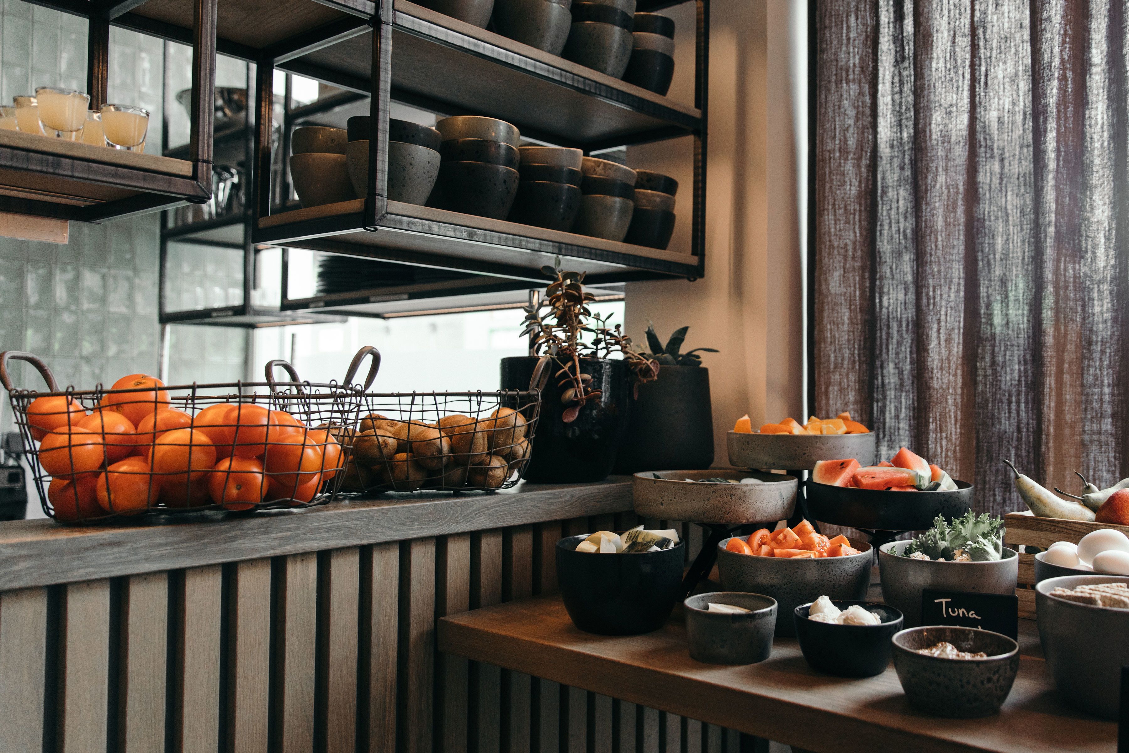 free daily continental breakfast