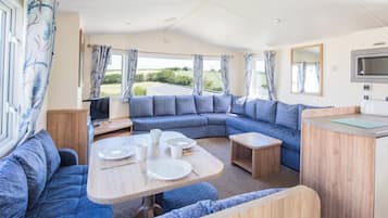 2 Bedroom Bronze Caravan | Living area | TV