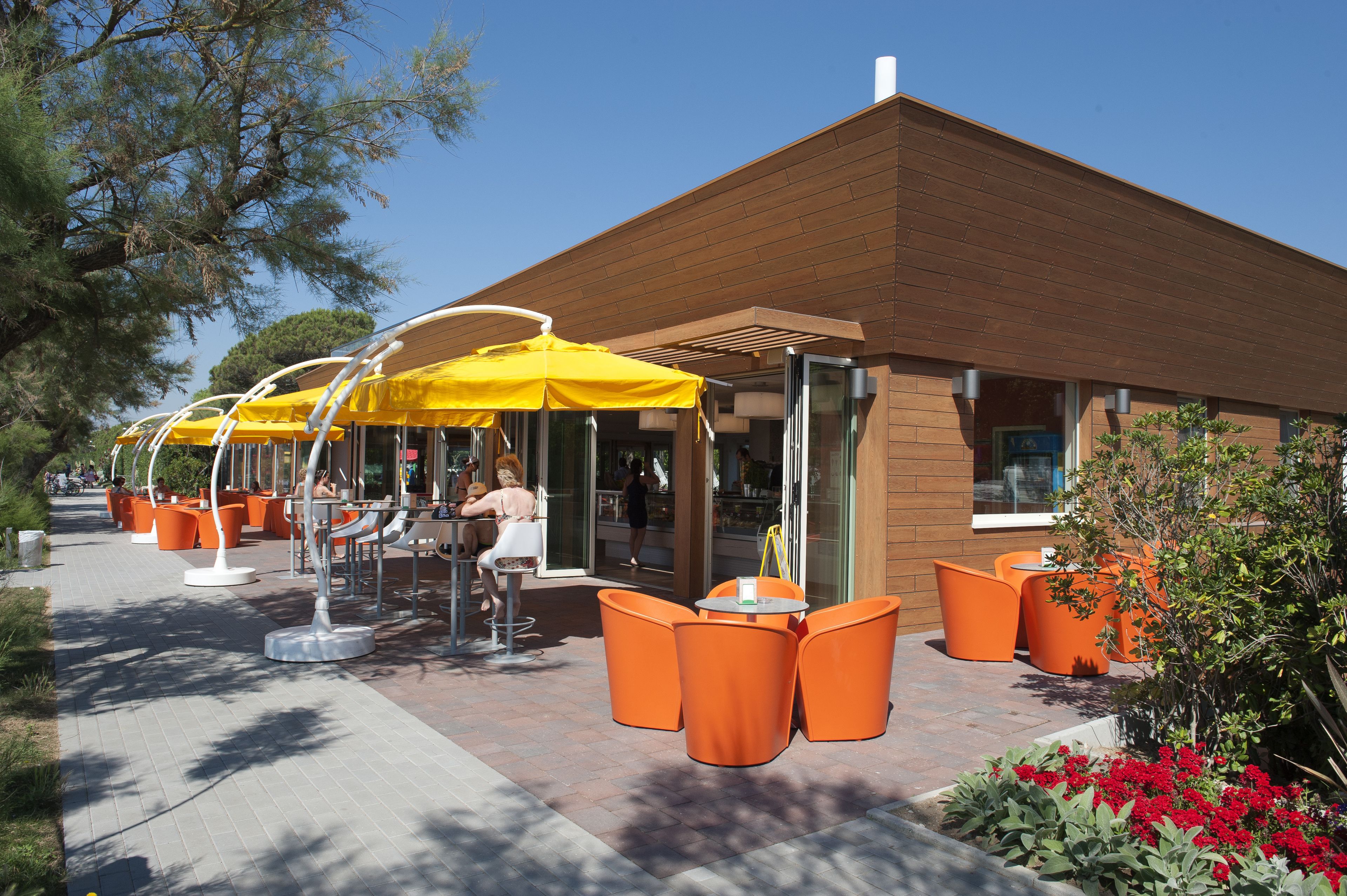 Food court