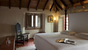 Habitación estándar doble | Camas supletorias, wifi gratis, ropa de cama