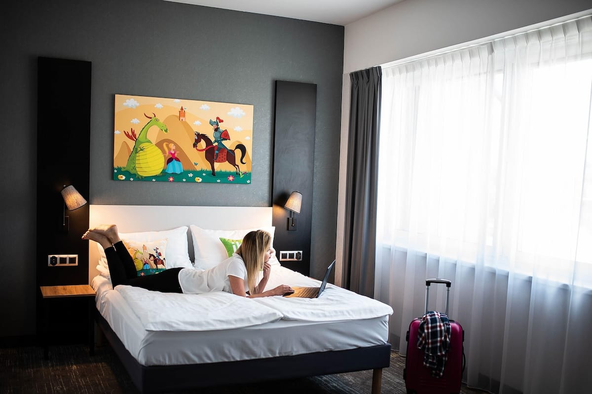 Double Room, 1 Double Bed | Desk, laptop workspace, blackout drapes, soundproofing