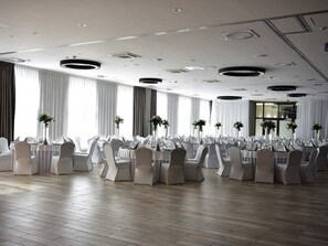 Innenbereich für Hochzeiten