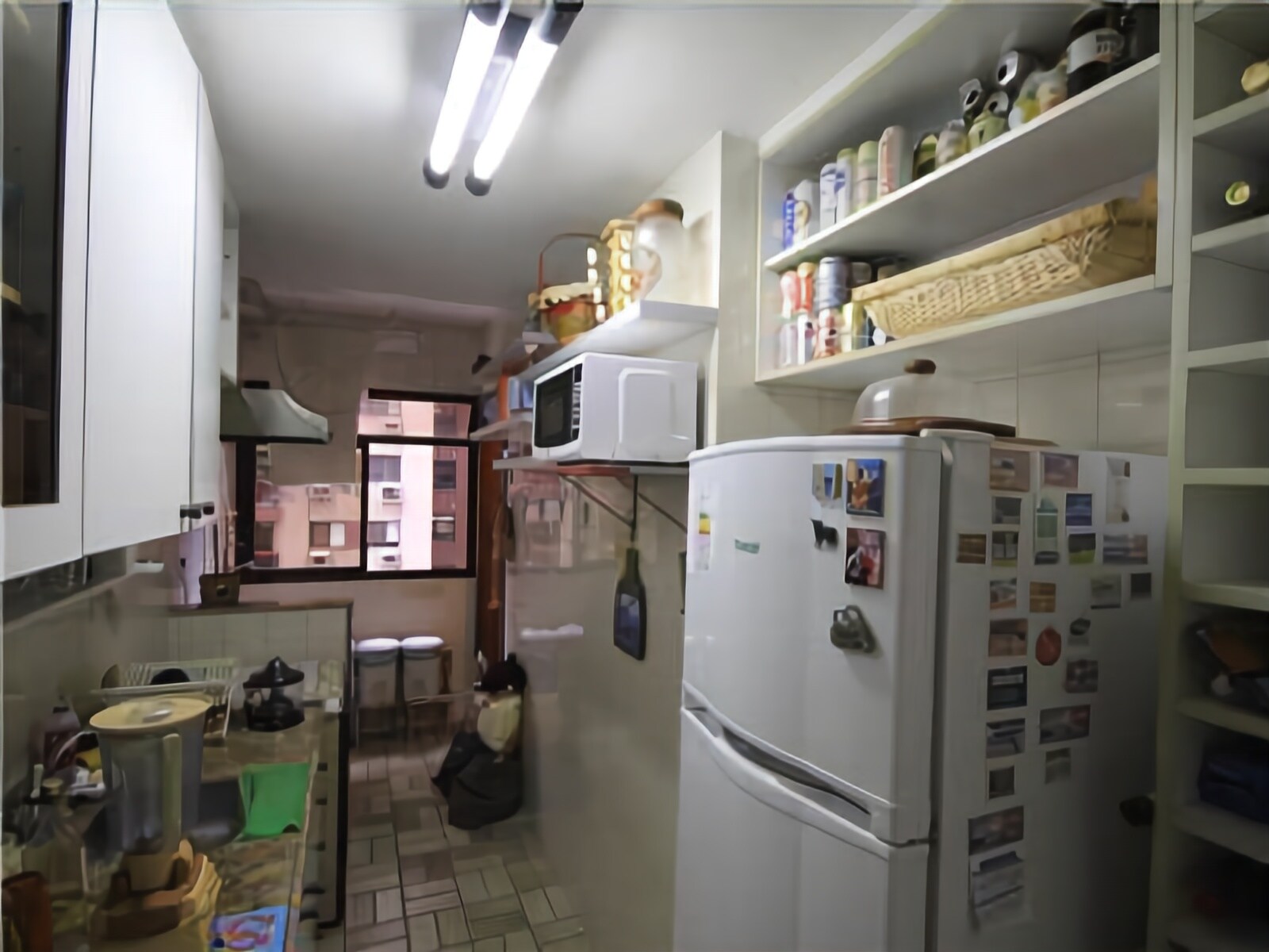 Apartamento standard, 2 quartos | Cozinha privada | Geladeira, micro-ondas, cafeteira/chaleira