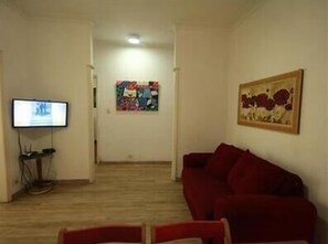 Standard Apartment, 3 Bedrooms | Living area - GoHouse Copacabana 901 (Rio de Janeiro)