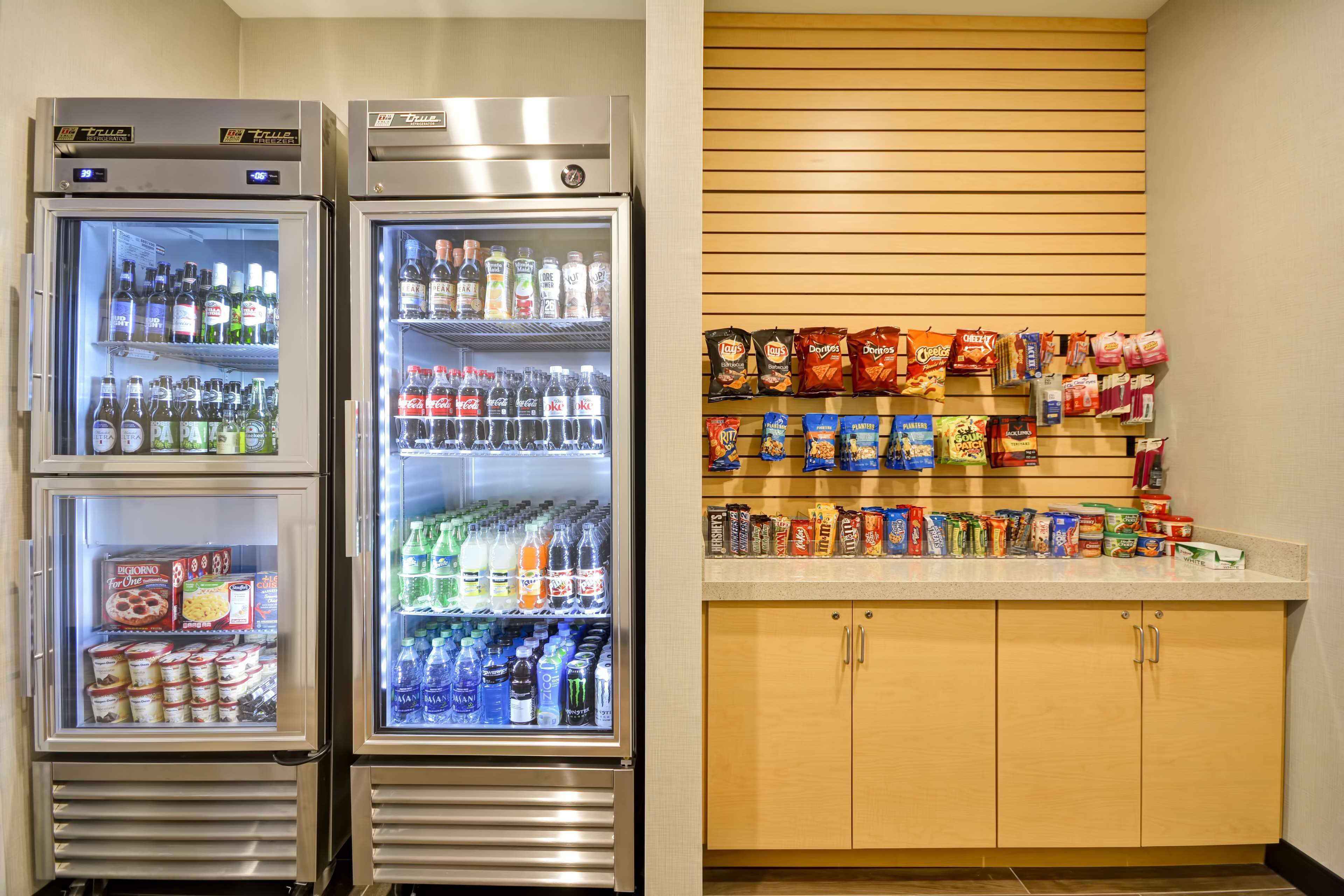 Snack bar