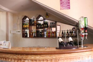 Bar (in der Unterkunft)