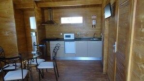 Bungalow, 1 slaapkamer | Woonkamer