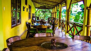Breakfast, lunch, dinner served; local cuisine