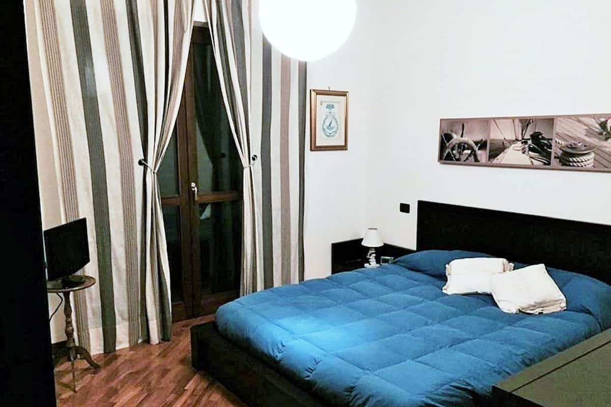 Premium bedding, desk, iron/ironing board (on request), WiFi (free)