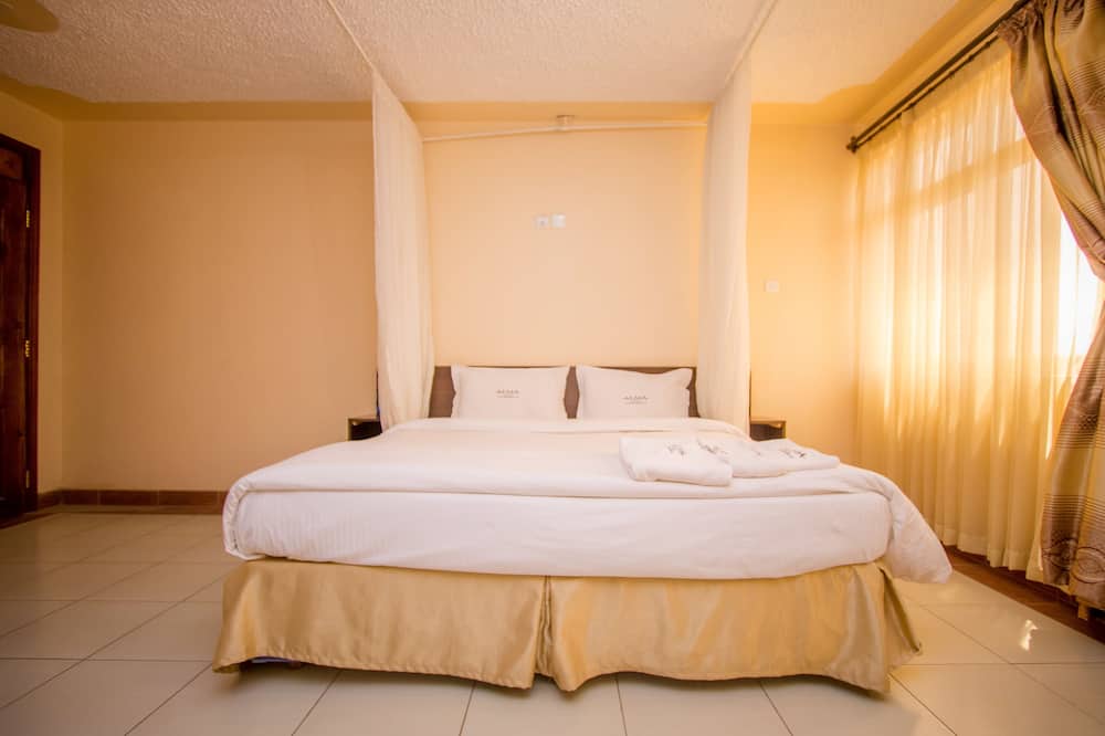 Alma Hotel