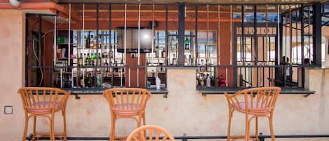 Bar (di hartanah)