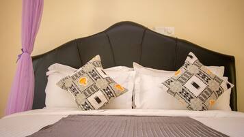 Executive Room | Desk, soundproofing, free WiFi