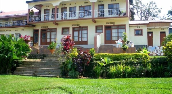 Fachada de la propiedad