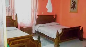 Desk, free WiFi - White Star Hotel (Meru)