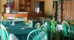 Dining - White Star Hotel (Meru)