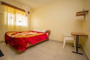 Chambre Standard Double ou avec lits jumeaux