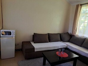 TV - Rosslyn Studios (Nairobi)