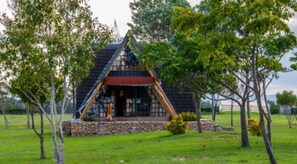 1 bedroom, desk, free WiFi - Samawati Lakeside Cottages (Nyahururu)