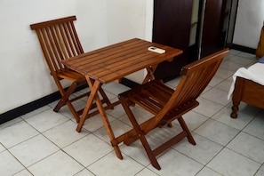 Desk, free WiFi - Sanana Conference Center and Holiday Resort (Mombasa)