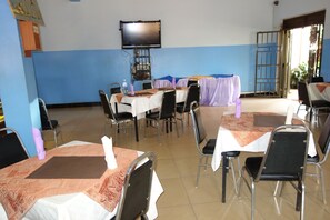 Restaurant - Satellite Hotel (Kampala)