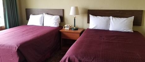 Chambre, 2 grands lits