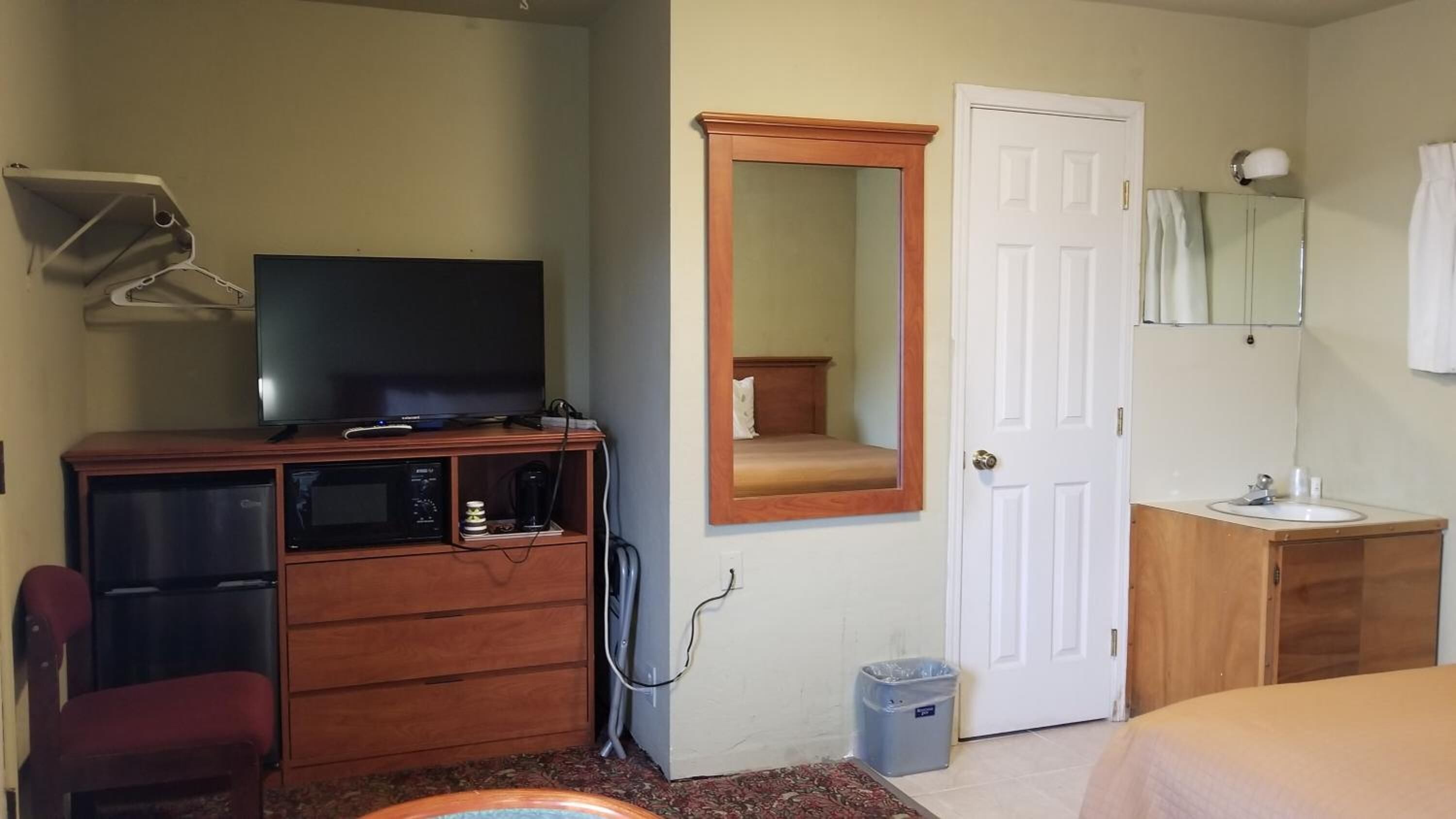 Quick Stop Motel — photo 15