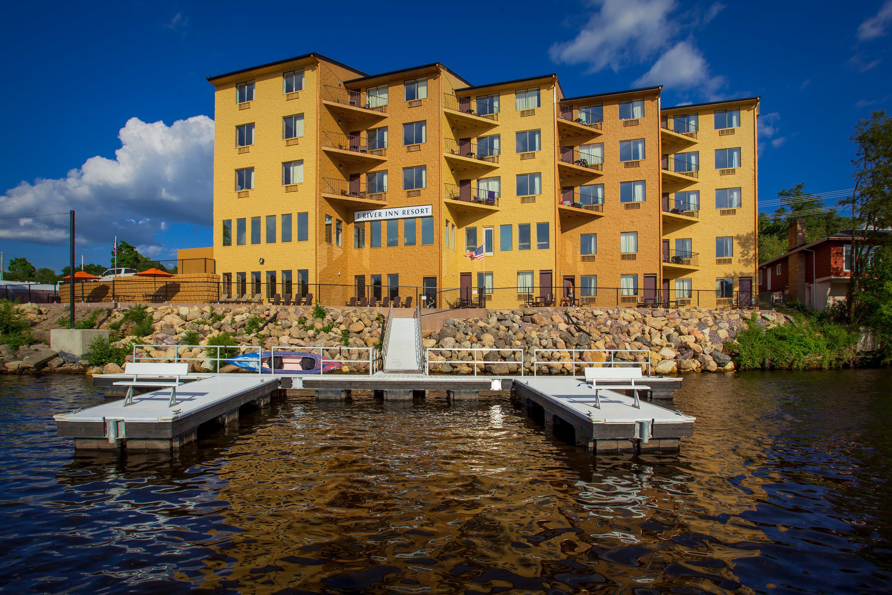 Dock