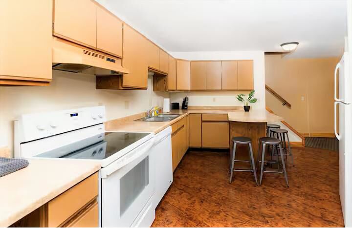 3 Bedrooms | Private kitchen