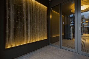 内部エントランス