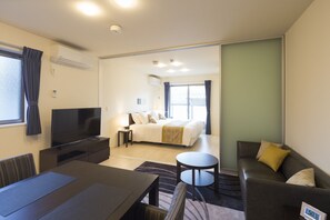 Suite, 2 Bedrooms, Non Smoking, Kitchen | Living area | Flat-screen TV - Hotel Gentle Fox Kyoto (Kyoto)