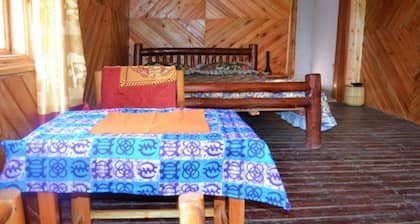 Bugombe Gateway Camp