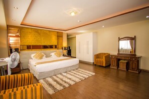 xxxApartment, 1 Bedroomxxx | Egyptian cotton sheets, premium bedding, memory-foam beds, in-room safe - Clarence House Nairobi (Nairobi)