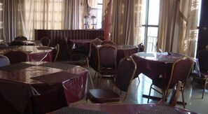 Tägliches inbegriffenes einheimisches Frühstück