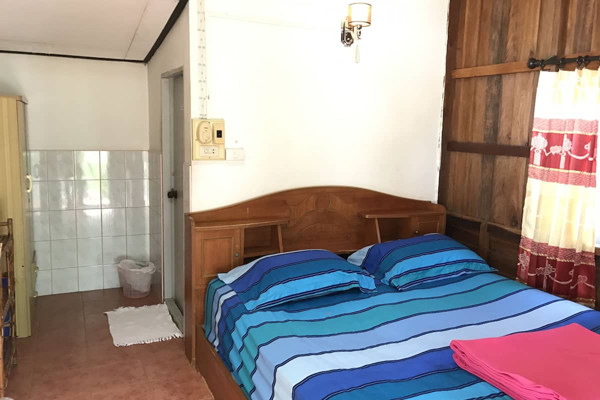 bungalow with fan - type b | free wifi