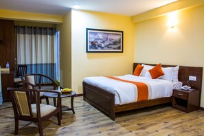 Premium bedding, iron/ironing board, rollaway beds, free WiFi - Sampada Garden Resort (Kathmandu)