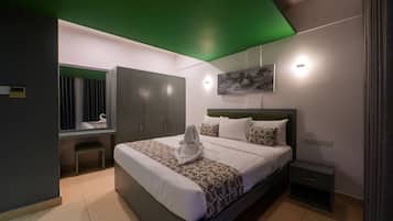Deluxe Double Room | Premium bedding, in-room safe, desk, laptop workspace