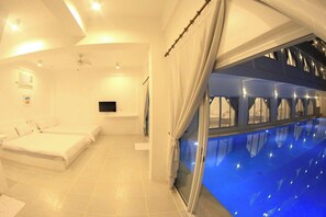 Family Pool Access Room - Coron Bluewave Hotel (Coron)
