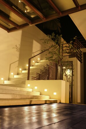 Staircase - Hotel Cloud Nine (Negombo)