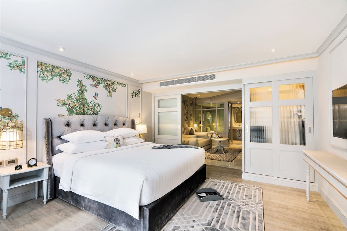 Minibar, in-room safe, desk, blackout curtains
