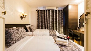 Deluxe Twin Room  | In-room safe, desk, WiFi (free) - the FAH silom (Bangkok)