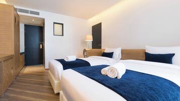Deluxe Twin Room, 2 Twin Beds, Non Smoking | In-room safe, desk, rollaway beds, free WiFi